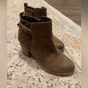 Sperry’s Brown Ankle Boots w/ Block Heel